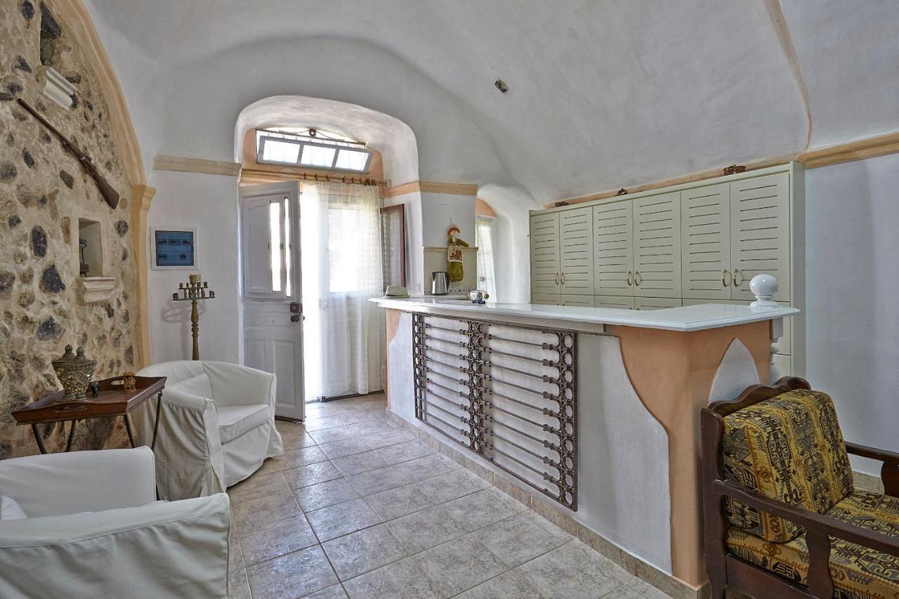 Santorini Cave Houses Vothon Exterior photo